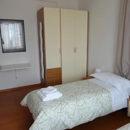 Cavour 3* Ferrara