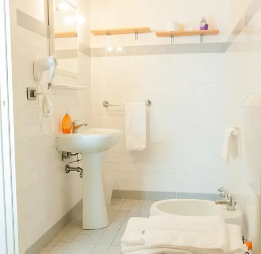 Konukevi Cavour Ferrara