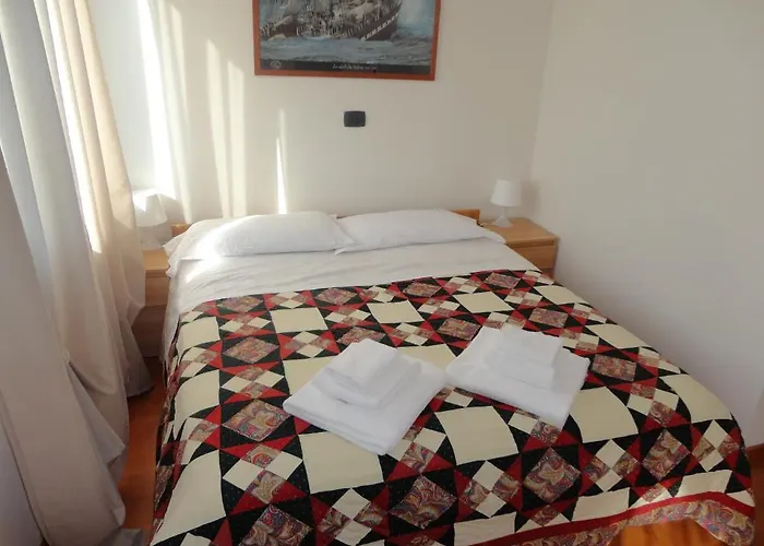 Konukevi Cavour 3*